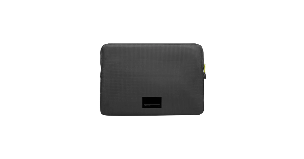 Native union Ultralight Sleeve Czarny - pokrowiec Macbook 16