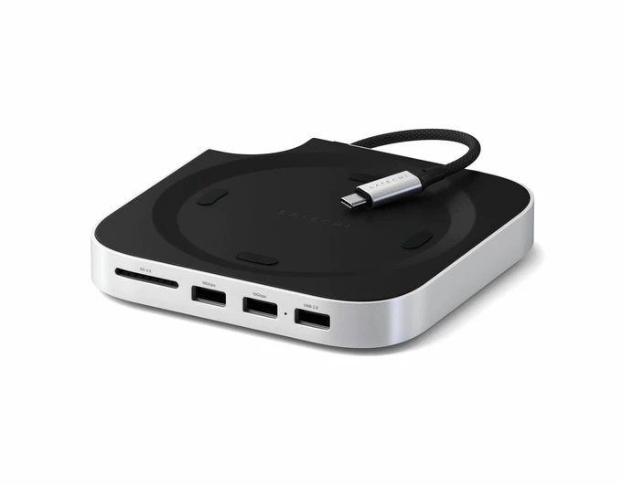 Mac mini M4 256GB 16GBメモリ 外付けSSD1TBセット SATECHI Mac Mini M4 Hub & Stand z obudową na SSD NVMe