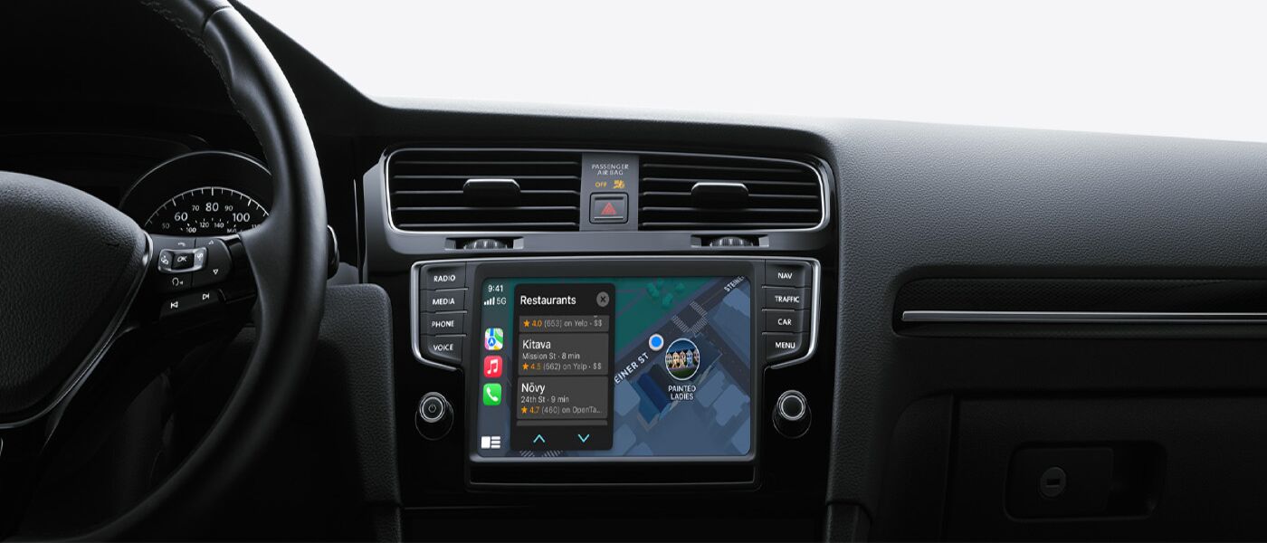 Apple CarPlay widok z samochodu