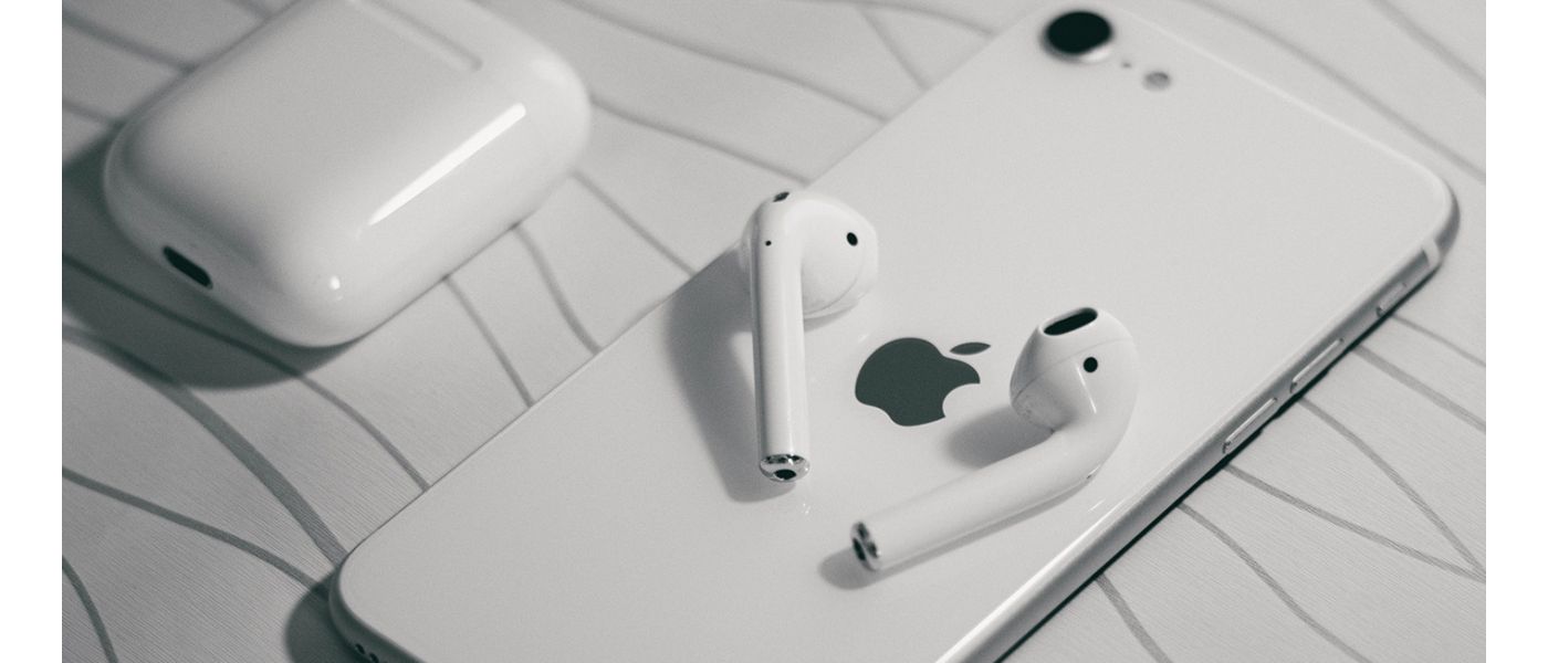 iPhone SE w kolorze białym