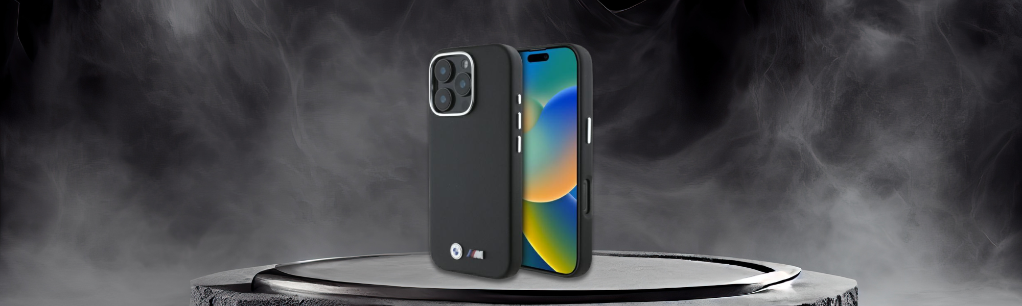 Czarne etui BMW elegancki design