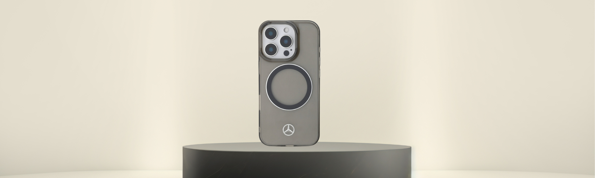 Etui z MagSafe i logo Mercedes