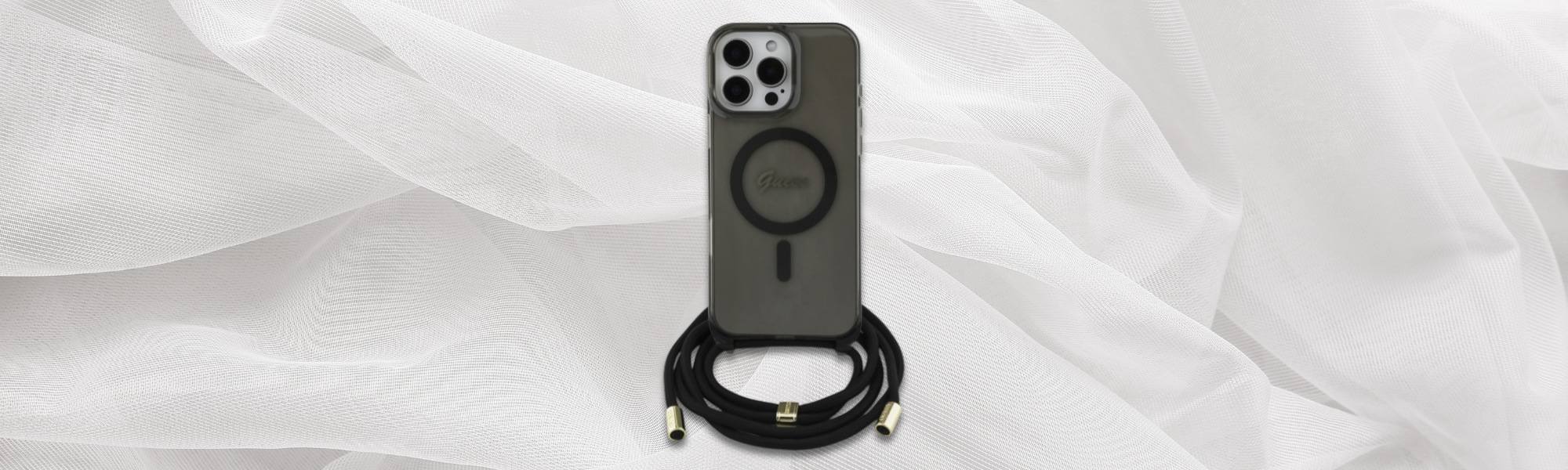 Etui Guess z logo MagSafe smycz
