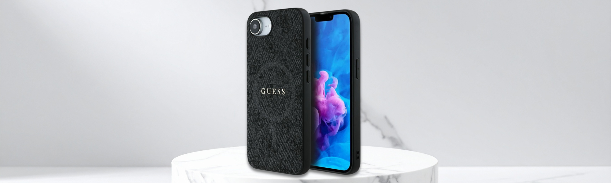 Czarne etui Guess z logo