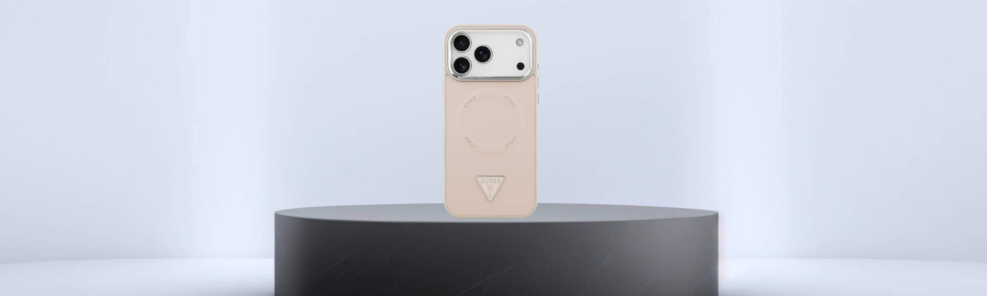 Tył etui Guess z MagSafe