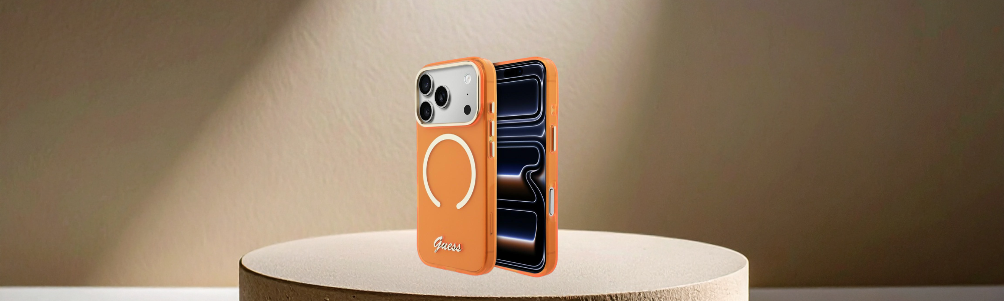 Etui Guess iPhone, przód i tył