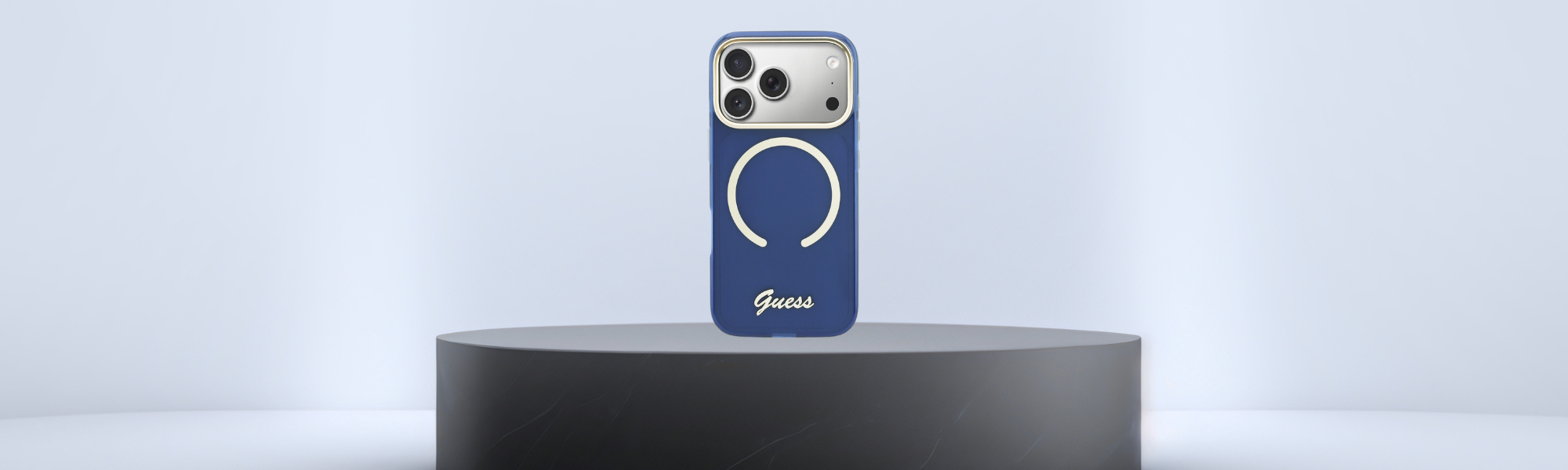 Etui Guess telefon na podium