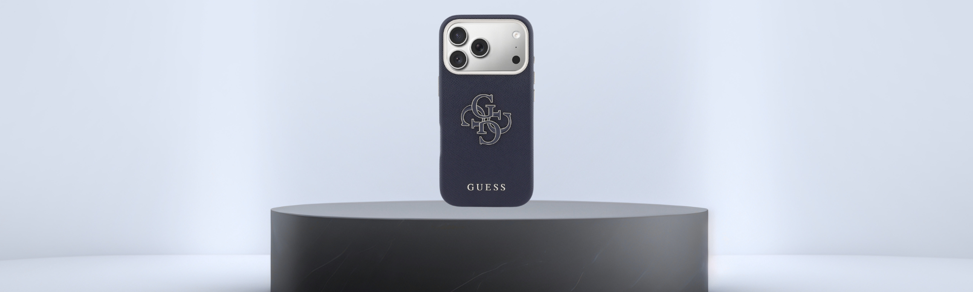 Etui Guess z logo