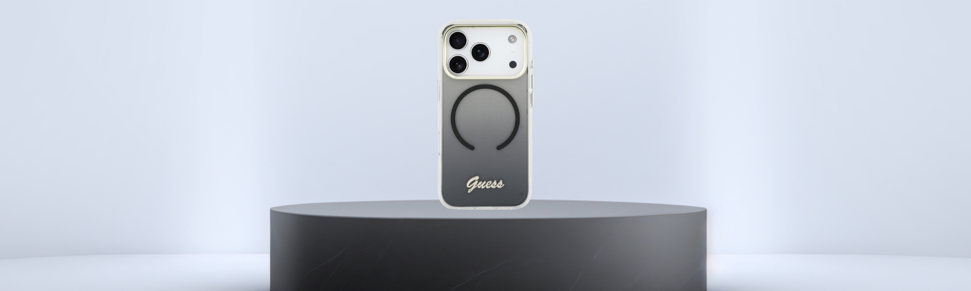 Etui Guess z MagSafe,  minimalistyczny design