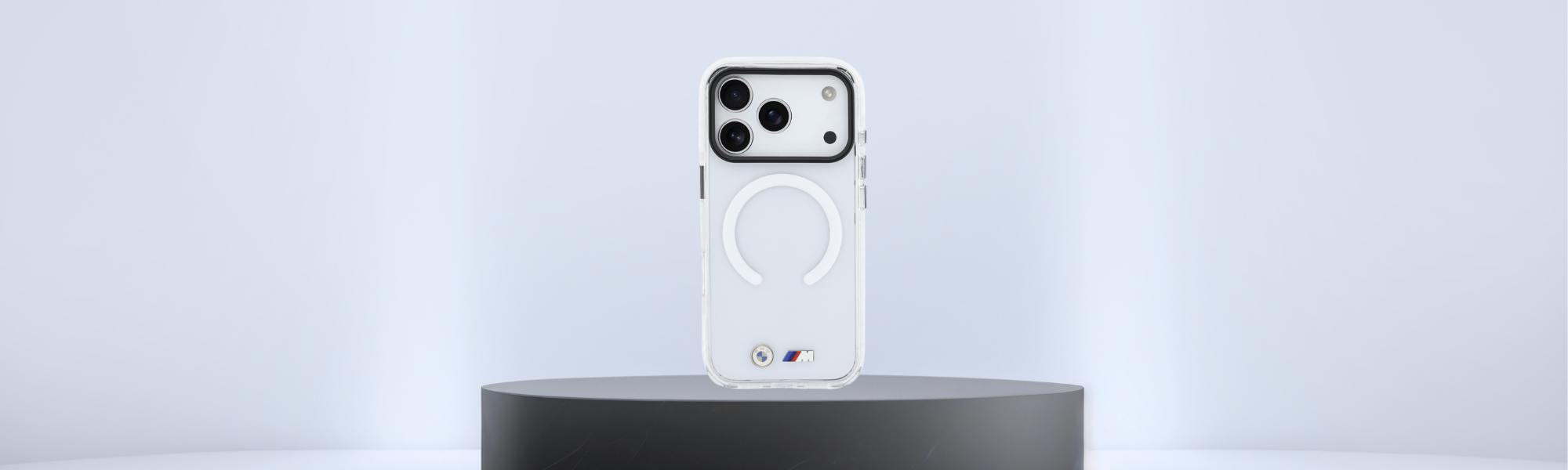 Przezroczyste etui iPhone z MagSafe