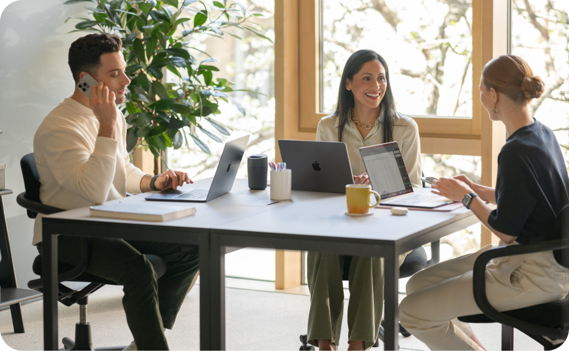 Zespół IT zarządzający flotą urządzeń Apple w firmie