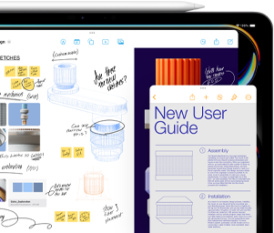 Ekran iPada z otwartym oknem aplikacji Freeform przedstawiającym szkice części mechanicznych produktu, a w mniejszym oknie Notatek widać instrukcje. Na iPadzie leży Apple Pencil