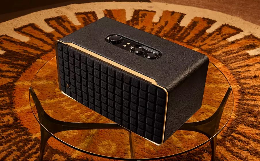 JBL Authentics