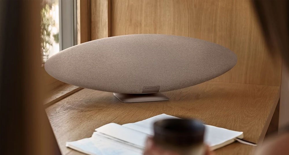 Głośnik Zeppelin Pro został wyposażony w imponujący przetwornik basowy o średnicy 150 mm.