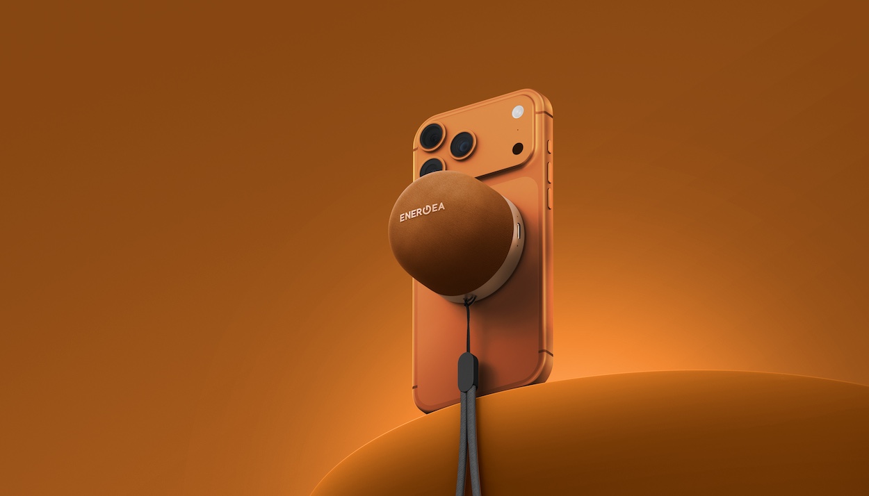 Głośnik można łatwo przymocować do powierzchni metalowych lub kompatybilnych telefonów MagSafe